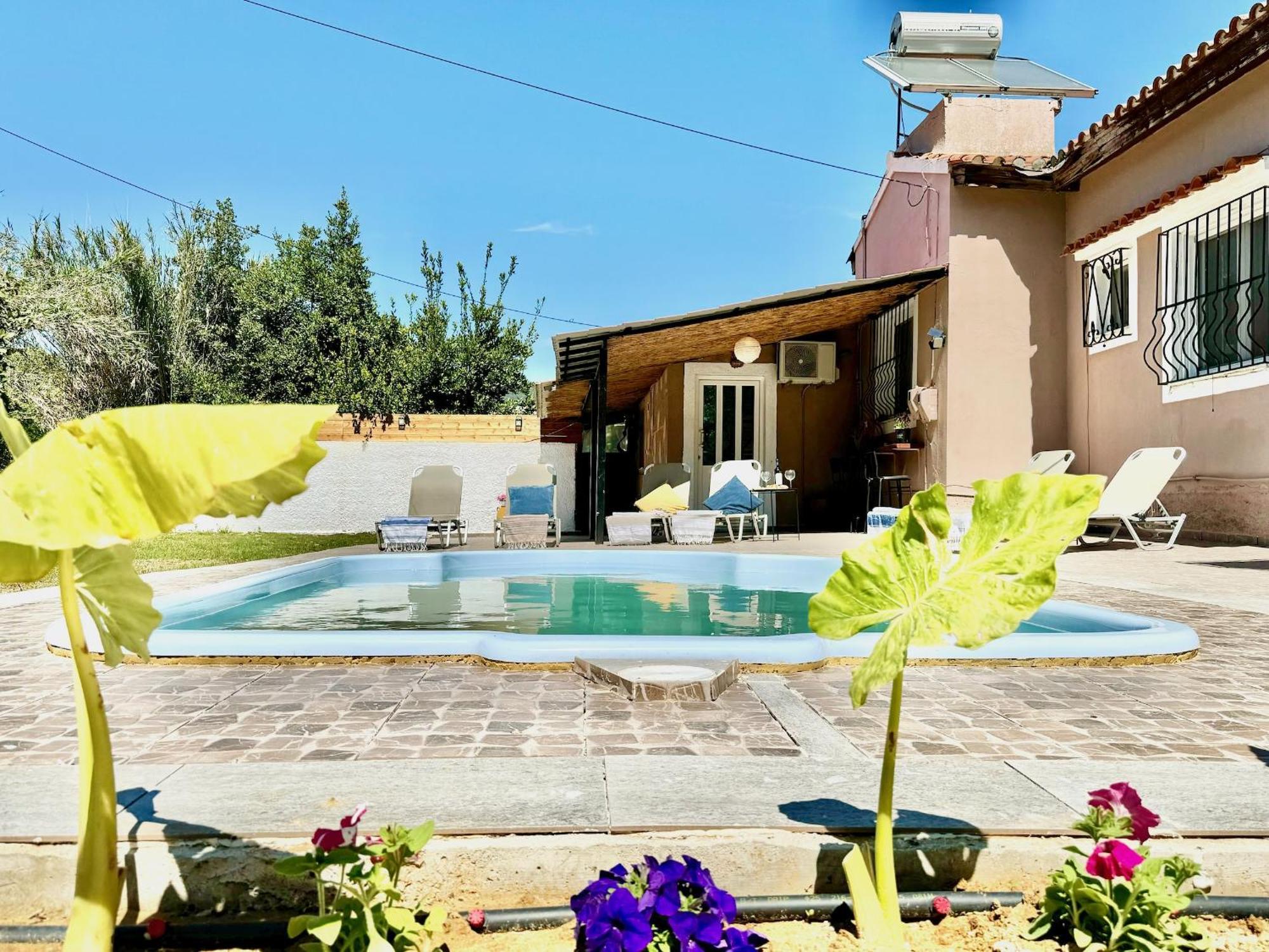 Beach Villa Night Flower With Private Pool By Dadovillas Dasziá Kültér fotó