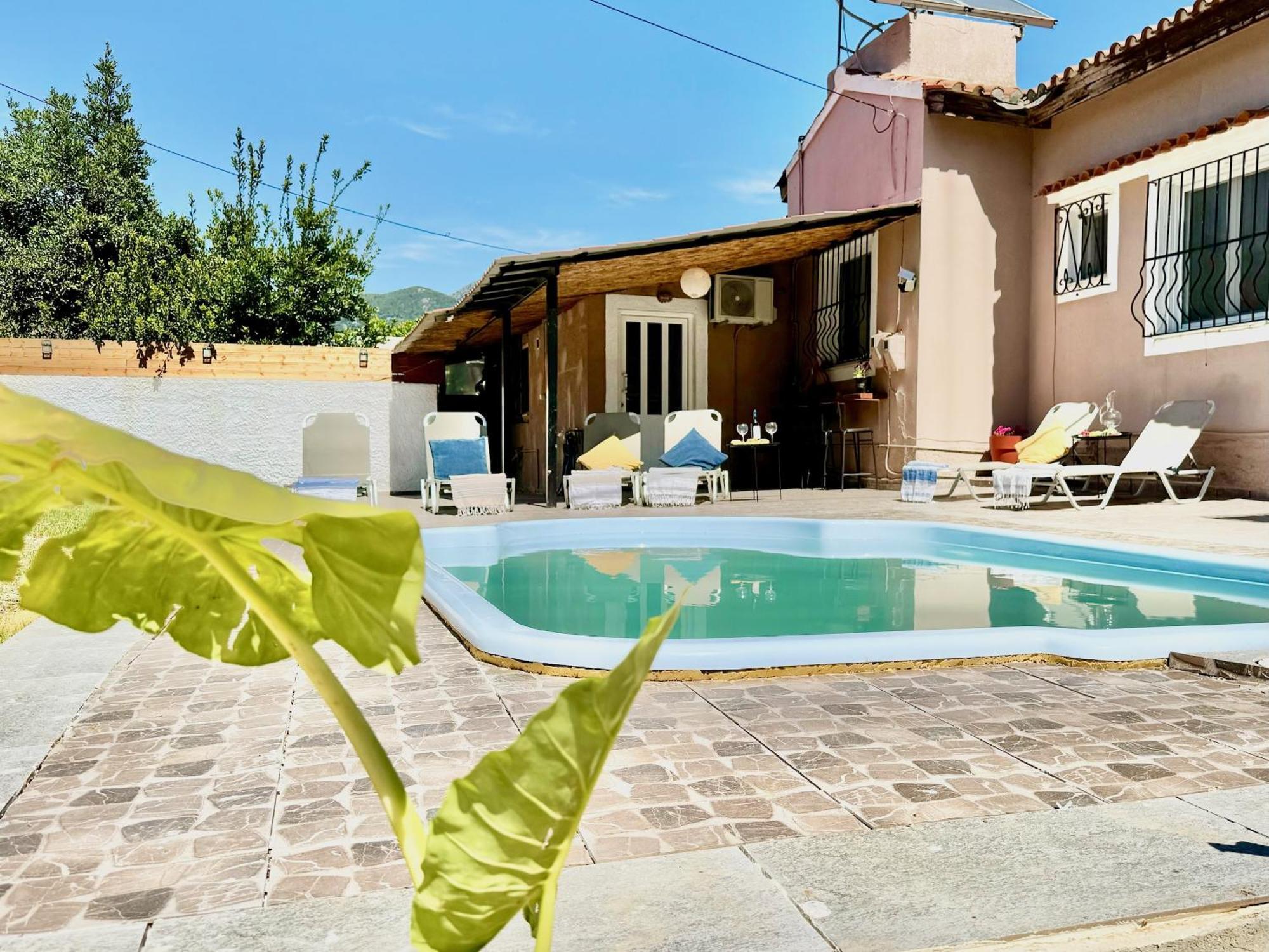 Beach Villa Night Flower With Private Pool By Dadovillas Dasziá Kültér fotó
